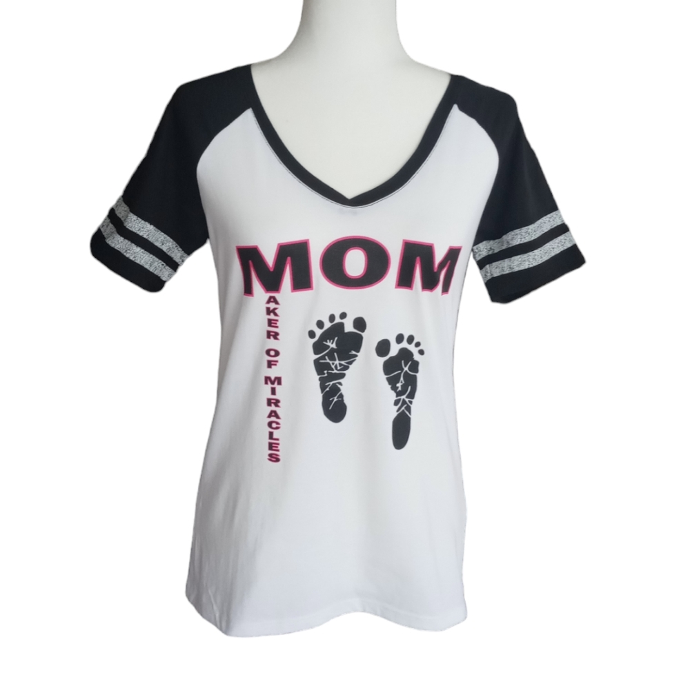 🌻4 LEFT🌻 MOM Maker Of Miracles Graphic Tee Shirt Size XL